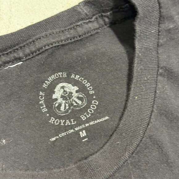 2022 Royal Blood Tour Band TShirt Black Short Sleeve 100% COtton Medium - Picture 5 of 6